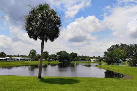 Casa en venta en Kissimmee, Florida, 3 dormitorios, 100.33 m2 № 1829242 - foto 3