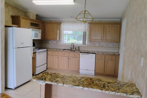 Casa en venta en Kissimmee, Florida, 3 dormitorios, 100.33 m2 № 1829242 - foto 11