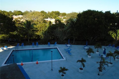 Condominio en venta en Fort Lauderdale, Florida, 1 dormitorio, 78.97 m2 № 2083080 - foto 24