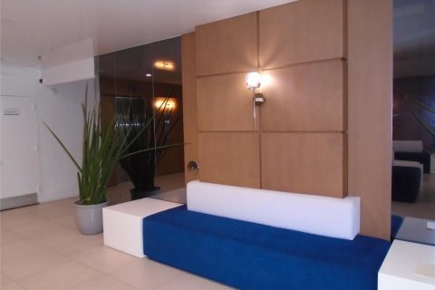 Condominio en venta en Fort Lauderdale, Florida, 1 dormitorio, 78.97 m2 № 2083080 - foto 12