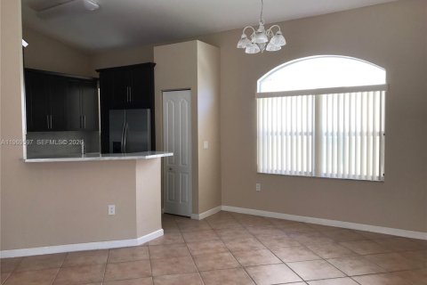 Villa ou maison à vendre à Homestead, Floride: 3 chambres, 134.34 m2 № 2030325 - photo 3