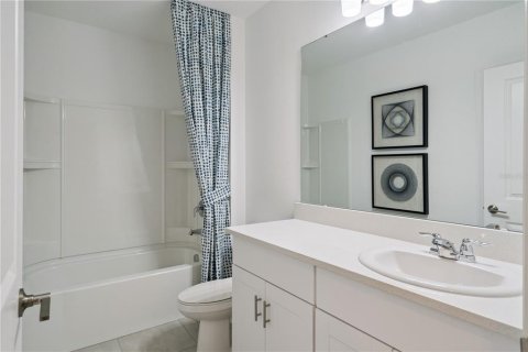 Villa ou maison à vendre à Haines City, Floride: 4 chambres, 235.23 m2 № 2196184 - photo 17