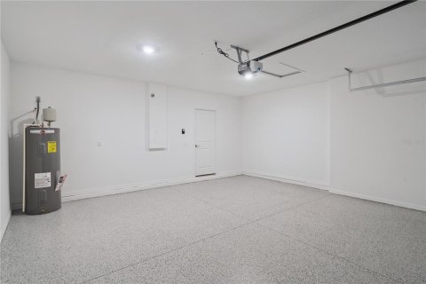 Villa ou maison à vendre à Haines City, Floride: 4 chambres, 235.23 m2 № 2196184 - photo 26