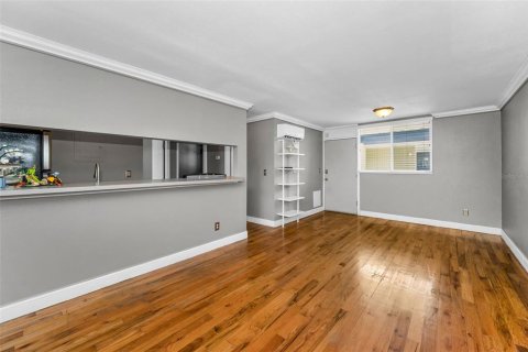Condominio en venta en Tampa, Florida, 2 dormitorios, 68.38 m2 № 1770928 - foto 7