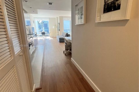 Снять в аренду кондоминиум в Майами, Флорида 51.19м2, № 1992207 - фото 10