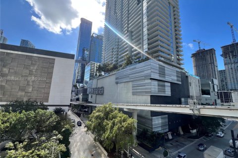 Снять в аренду кондоминиум в Майами, Флорида 51.19м2, № 1992207 - фото 15