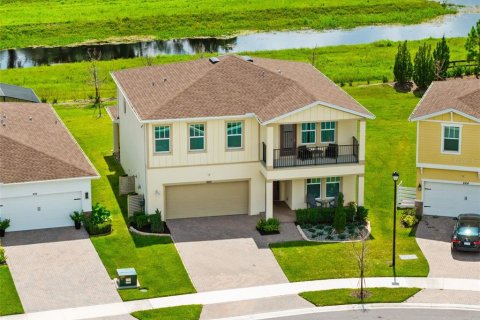 Villa ou maison à vendre à Palm Bay, Floride: 4 chambres, 247.77 m2 № 2403544 - photo 2
