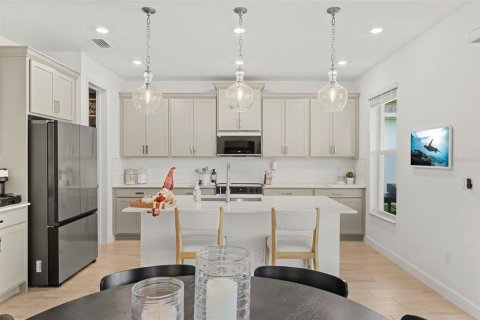 Villa ou maison à vendre à Palm Bay, Floride: 4 chambres, 247.77 m2 № 2403544 - photo 20