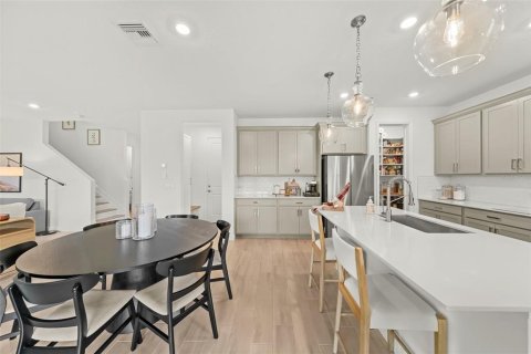 Villa ou maison à vendre à Palm Bay, Floride: 4 chambres, 247.77 m2 № 2403544 - photo 17