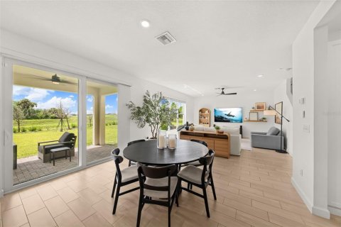 Villa ou maison à vendre à Palm Bay, Floride: 4 chambres, 247.77 m2 № 2403544 - photo 11
