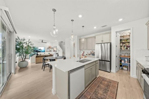 Villa ou maison à vendre à Palm Bay, Floride: 4 chambres, 247.77 m2 № 2403544 - photo 16