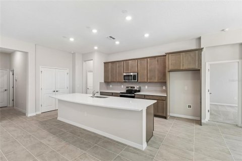Villa ou maison à vendre à Brooksville, Floride: 4 chambres, 279.91 m2 № 2216236 - photo 12