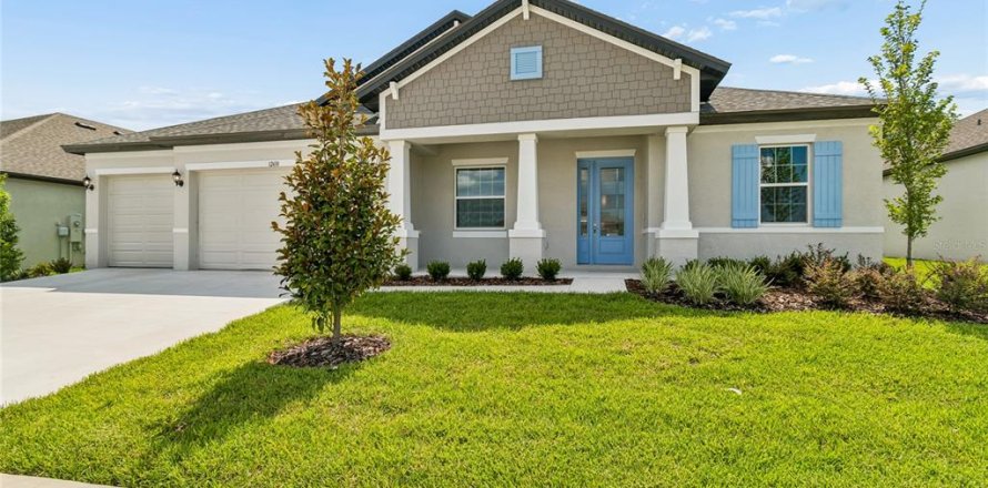 Villa ou maison à Brooksville, Floride 4 chambres, 279.91 m2 № 2216236