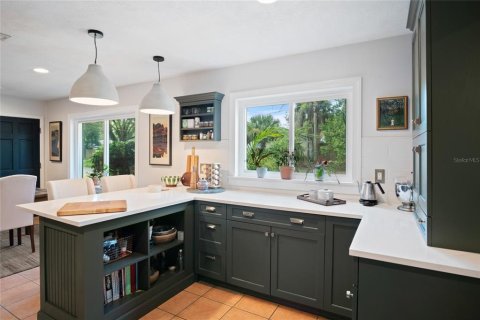 House in Orlando, Florida 2 bedrooms, 109.53 sq.m. № 2223693 - photo 13