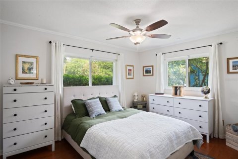 House in Orlando, Florida 2 bedrooms, 109.53 sq.m. № 2223693 - photo 19