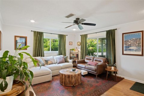 House in Orlando, Florida 2 bedrooms, 109.53 sq.m. № 2223693 - photo 9