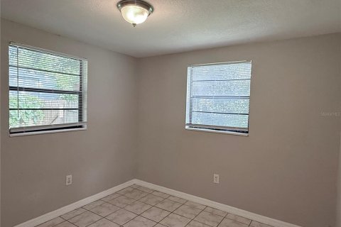Apartamento en alquiler en Saint Petersburg, Florida, 2 dormitorios, 55.74 m2 № 1905663 - foto 7