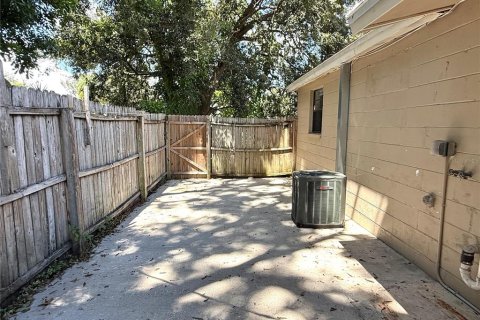 Apartamento en alquiler en Saint Petersburg, Florida, 2 dormitorios, 55.74 m2 № 1905663 - foto 15