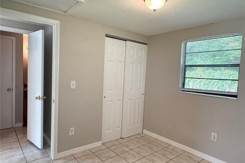 Apartamento en alquiler en Saint Petersburg, Florida, 2 dormitorios, 55.74 m2 № 1905663 - foto 8