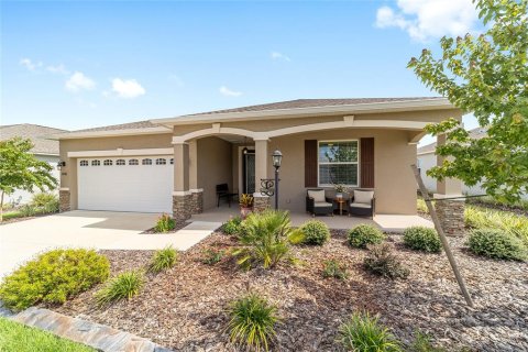 House in Ocala, Florida 2 bedrooms, 164.16 sq.m. № 1893845 - photo 1
