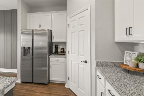 Casa en venta en Sorrento, Florida, 4 dormitorios, 170.85 m2 № 1816805 - foto 10