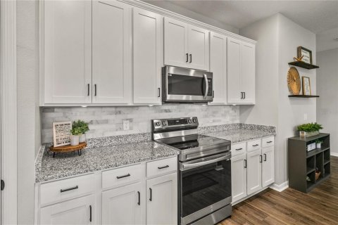 Casa en venta en Sorrento, Florida, 4 dormitorios, 170.85 m2 № 1816805 - foto 11
