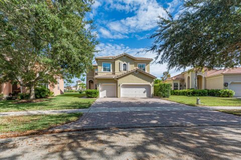 Casa en venta en St. Lucie, Florida, 5 dormitorios, 265.05 m2 № 2242335 - foto 2