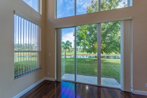 Casa en venta en St. Lucie, Florida, 5 dormitorios, 265.05 m2 № 2242335 - foto 7