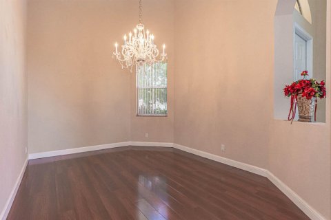 Casa en venta en St. Lucie, Florida, 5 dormitorios, 265.05 m2 № 2242335 - foto 18