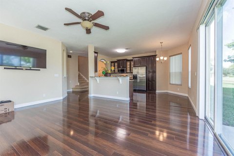 Casa en venta en St. Lucie, Florida, 5 dormitorios, 265.05 m2 № 2242335 - foto 10
