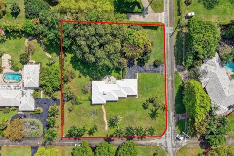 Купить виллу или дом в Плантация, Флорида 3 спальни, 197.14м2, № 2049010 - фото 3