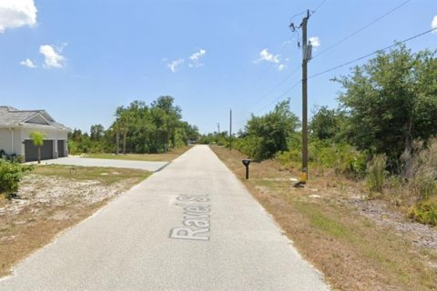 Terreno en venta en Port Charlotte, Florida № 2231618 - foto 5