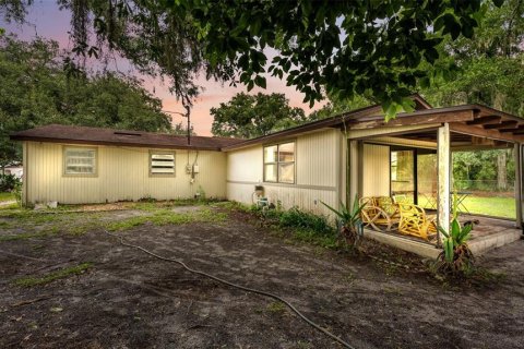 House in Lakeland, Florida 3 bedrooms, 148.64 sq.m. № 2322864