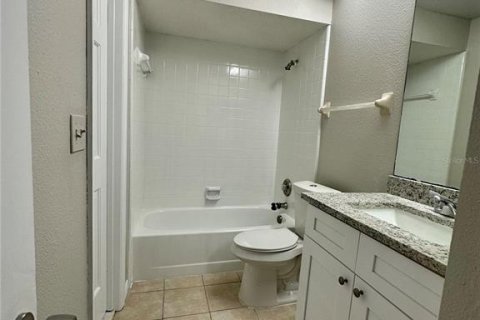 Apartment in Kissimmee, Florida 2 bedrooms, 88.21 sq.m. № 2216630 - photo 13