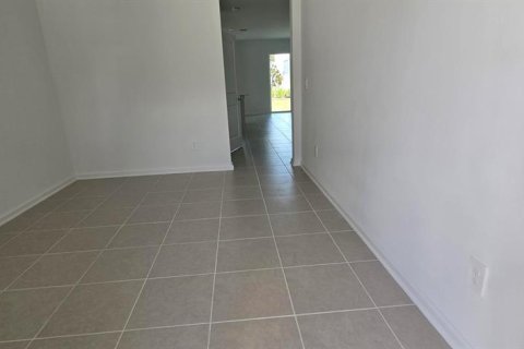 Adosado en alquiler en Kissimmee, Florida, 3 dormitorios, 170.38 m2 № 1918432 - foto 3