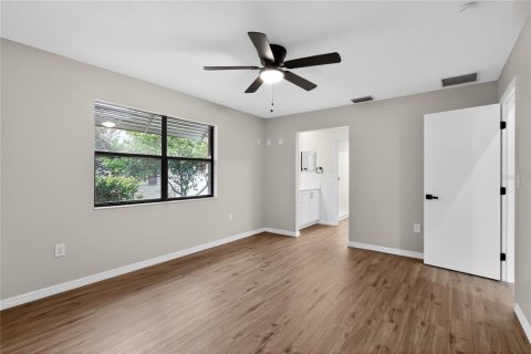 Casa en venta en Leesburg, Florida, 3 dormitorios, 161.28 m2 № 2092391 - foto 19
