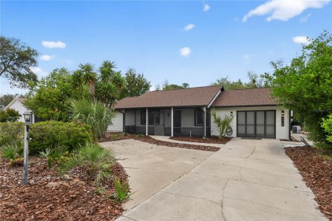 Casa en Leesburg, Florida 3 dormitorios, 161.28 m2 № 2092391
