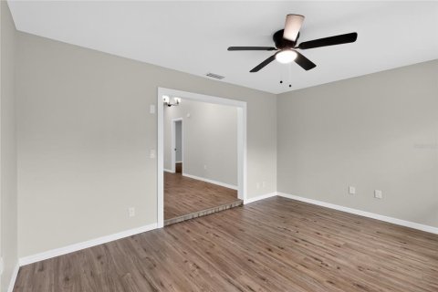 Casa en venta en Leesburg, Florida, 3 dormitorios, 161.28 m2 № 2092391 - foto 25