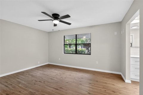 Casa en venta en Leesburg, Florida, 3 dormitorios, 161.28 m2 № 2092391 - foto 17