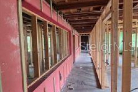 House in Floral City, Florida 3 bedrooms, 167.78 sq.m. № 2222958 - photo 17