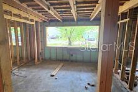 House in Floral City, Florida 3 bedrooms, 167.78 sq.m. № 2222958 - photo 18