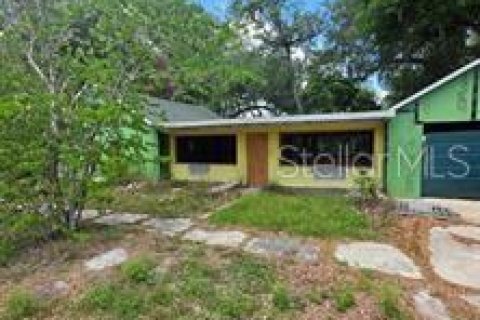 House in Floral City, Florida 3 bedrooms, 167.78 sq.m. № 2222958 - photo 6
