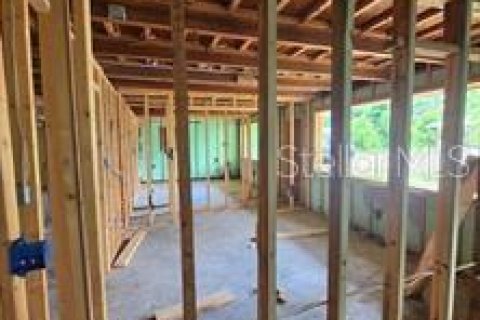 House in Floral City, Florida 3 bedrooms, 167.78 sq.m. № 2222958 - photo 16