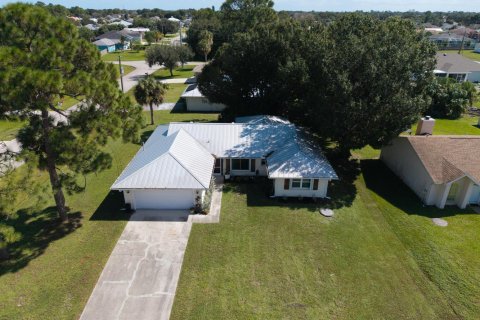Casa en venta en Port St. Lucie, Florida, 3 dormitorios, 143.26 m2 № 2422162 - foto 11