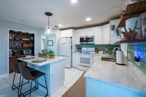 Casa en venta en Port St. Lucie, Florida, 3 dormitorios, 143.26 m2 № 2422162 - foto 4