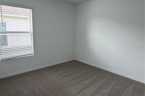 House in Haines City, Florida 4 bedrooms, 139.17 sq.m. № 2167644 - photo 3