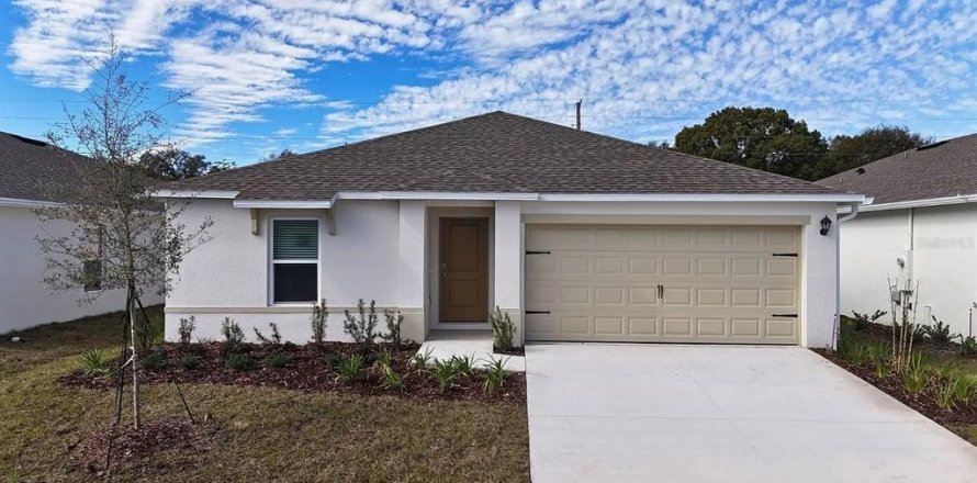 House in Haines City, Florida 4 bedrooms, 139.17 sq.m. № 2167644
