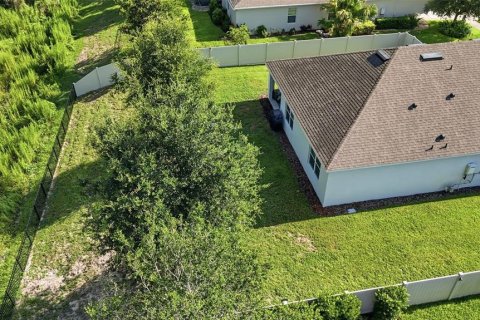 House in DeLand, Florida 4 bedrooms, 173.26 sq.m. № 2361260 - photo 26