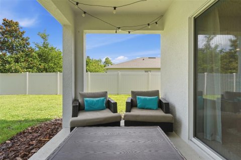 House in DeLand, Florida 4 bedrooms, 173.26 sq.m. № 2361260 - photo 2