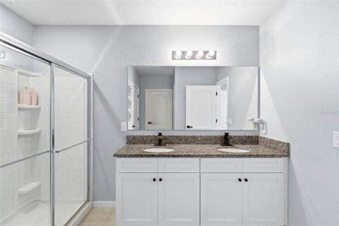 House in DeLand, Florida 4 bedrooms, 173.26 sq.m. № 2361260 - photo 7